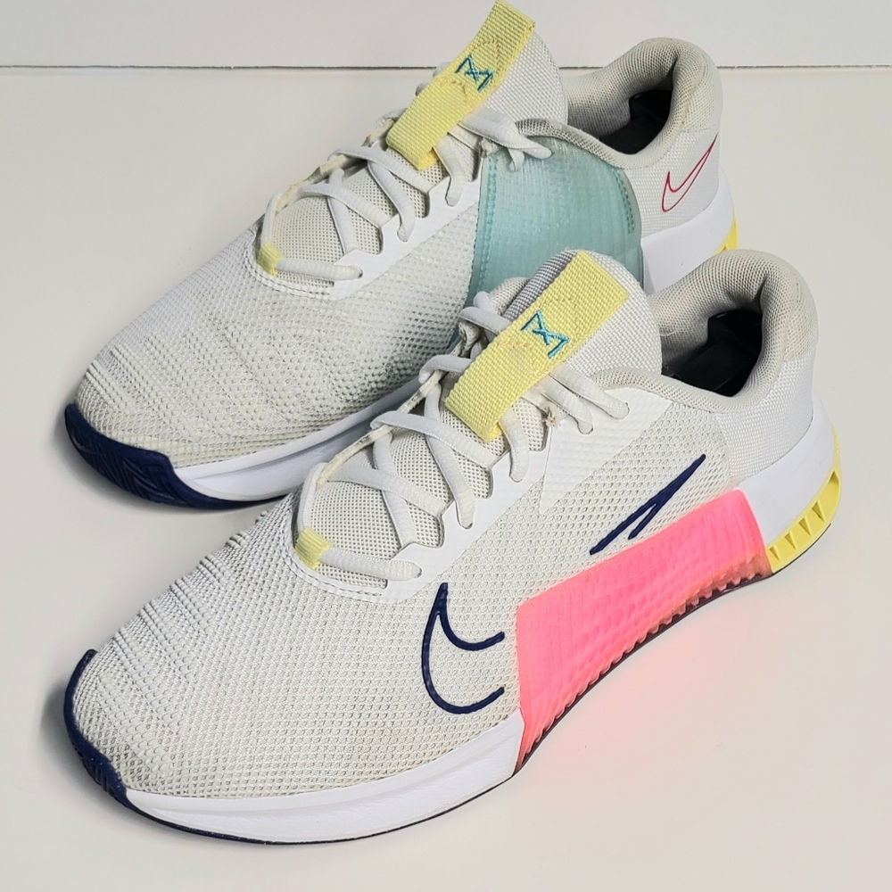 Nike Metcon 9 "White Fierce Pink" Men's/Women's Workout Shoes White US 8.5